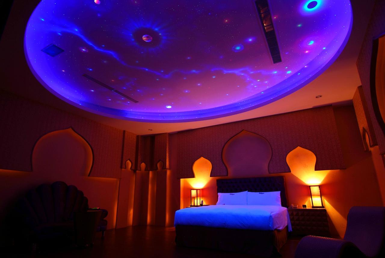 Takao Love Motel Kaohsiung Esterno foto